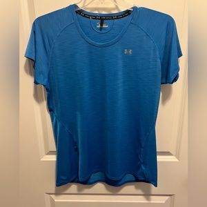 Under Armour Heat Gear Woman’s T-Shirt Short Sleeve size large